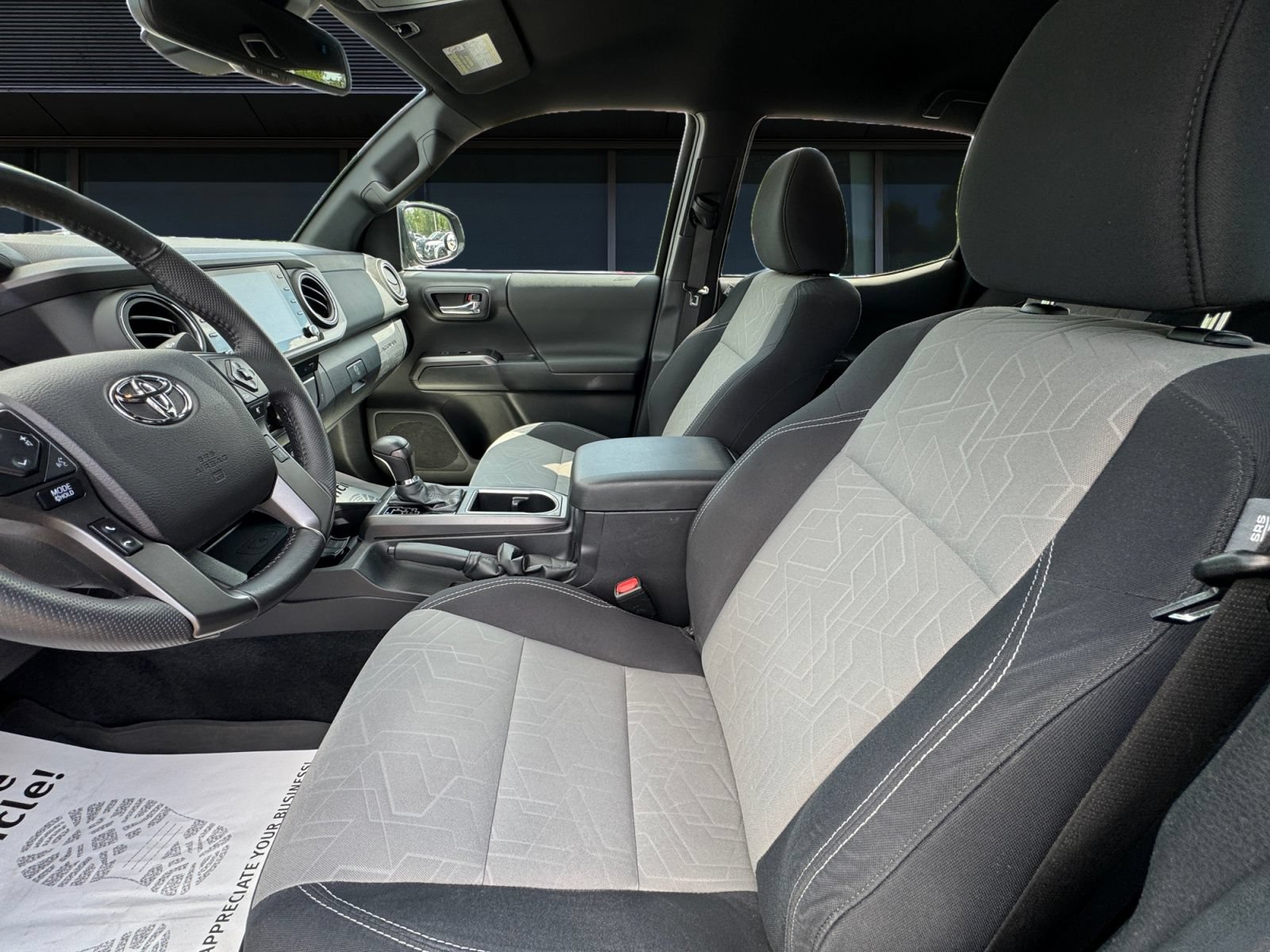 Used 2021 Toyota Tacoma TRD Sport AWD/4WD image 2