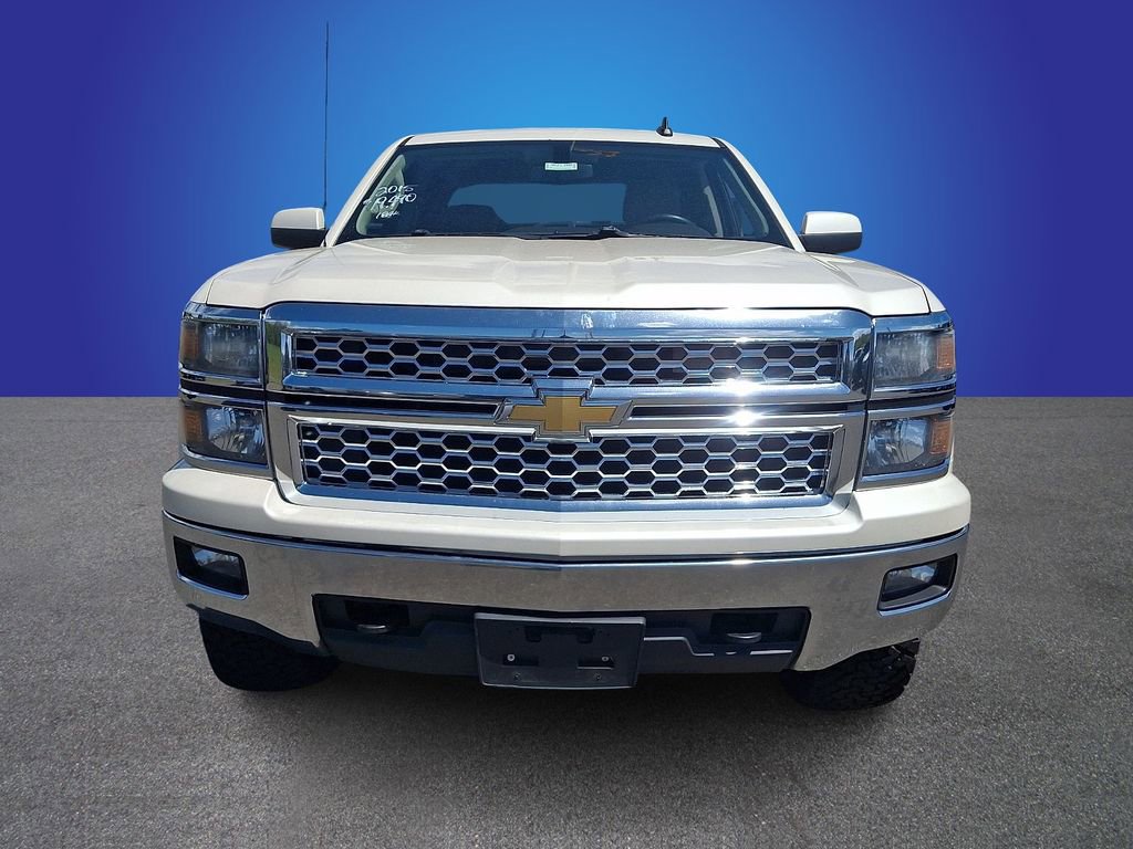 Used 2015 Chevrolet Silverado 1500 LT w/ LT Convenience Package AWD/4WD image 2