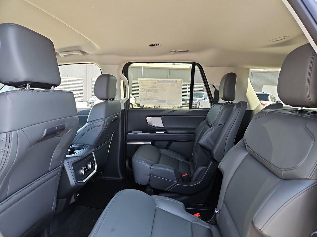 New 2026 Ford Expedition Max Active image 19