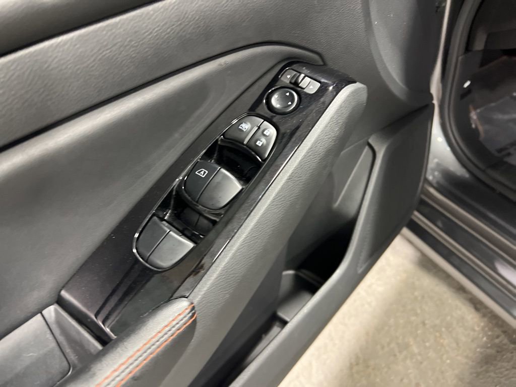 Used 2025 Nissan Altima 2.5 SR image 21