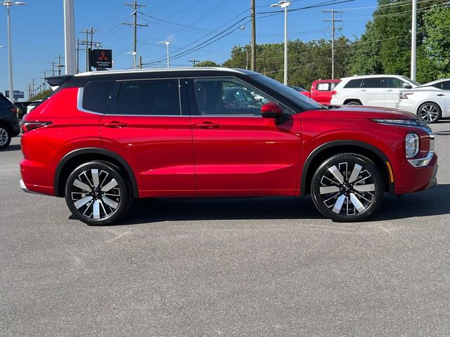 New 2026 Mitsubishi Outlander SEL FWD image 2