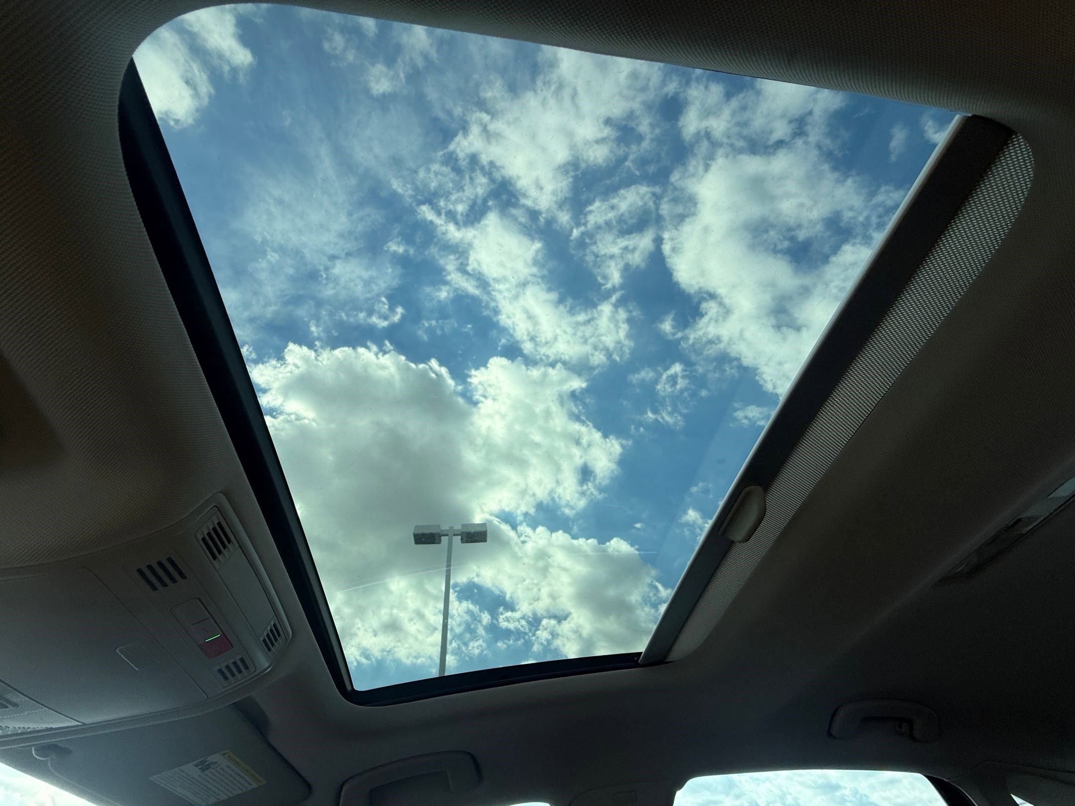 Used 2021 Volkswagen Jetta SEL image 12