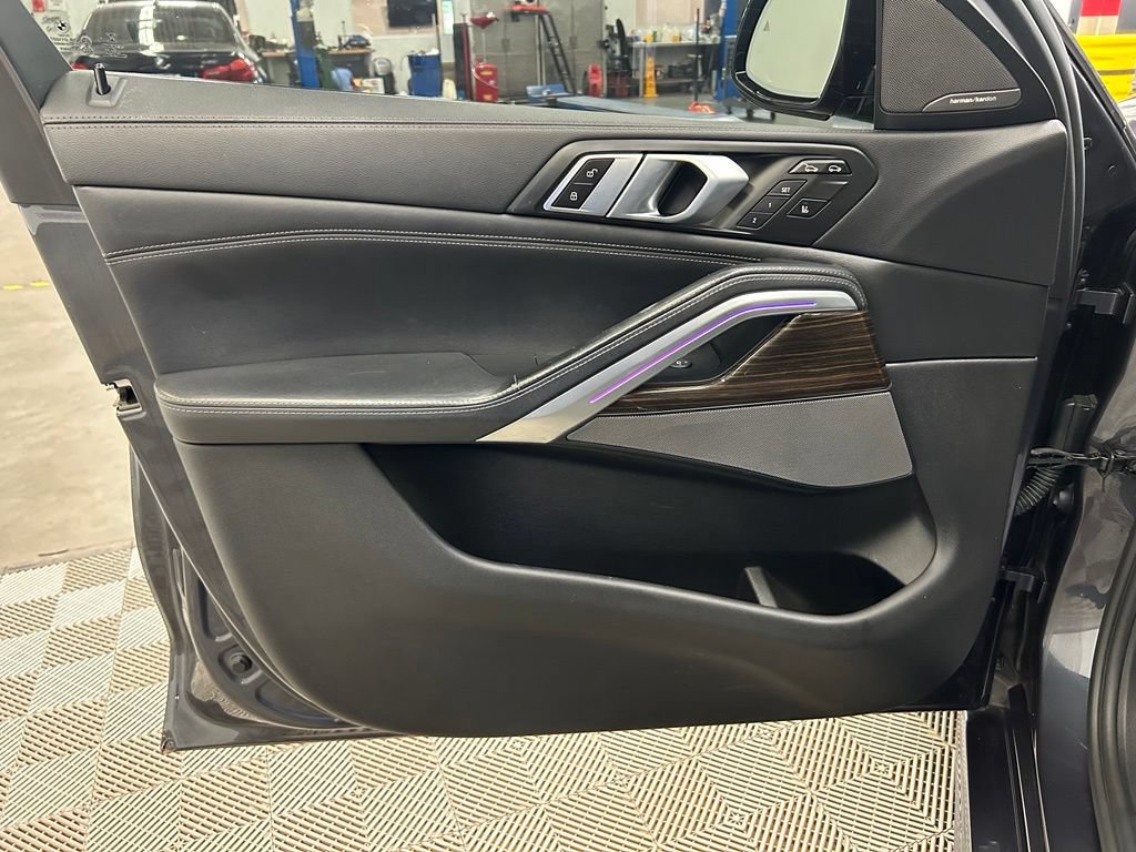 Used 2020 BMW X6 sDrive40i w/ M Sport Package RWD image 22