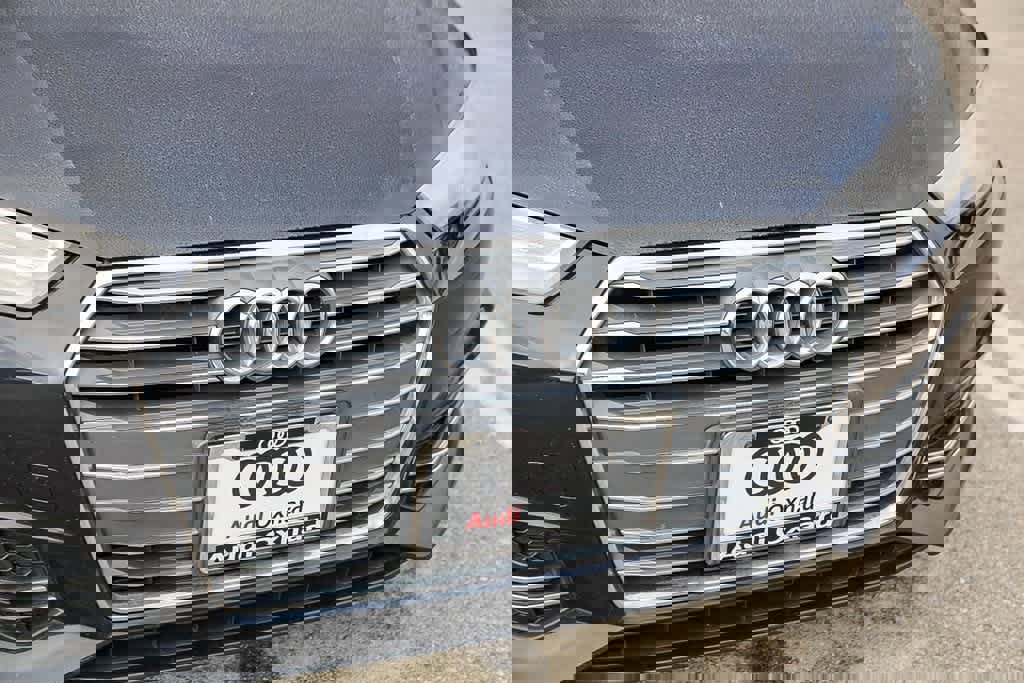 Used 2018 Audi A4 2.0T Ultra Premium w/ 18" Wheel Package image 41