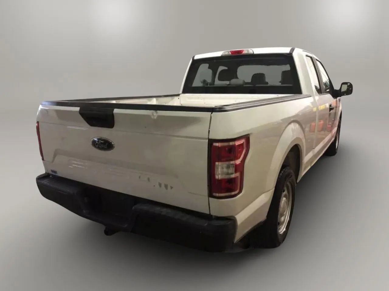 Used 2018 Ford F150 XL w/ Equipment Group 101A Mid image 3