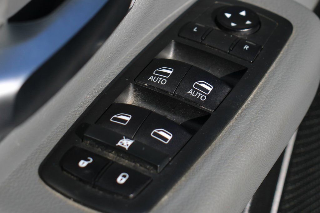 Used 2021 RAM 1500 Big Horn image 15