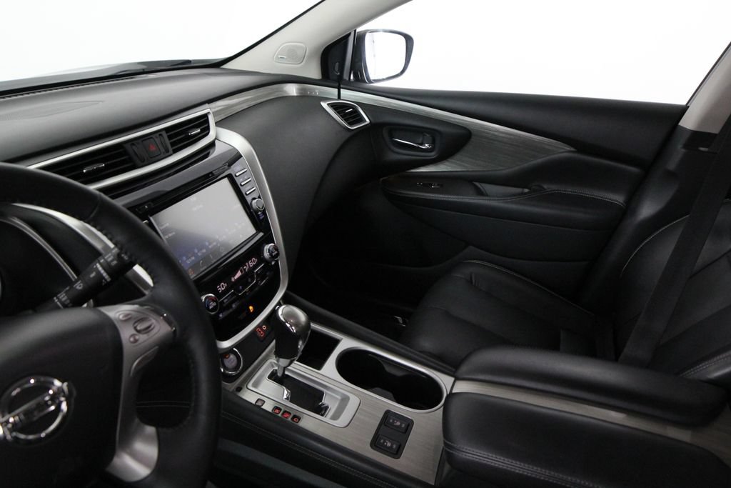 Used 2018 Nissan Murano SL w/ Midnight Edition Package FWD image 18