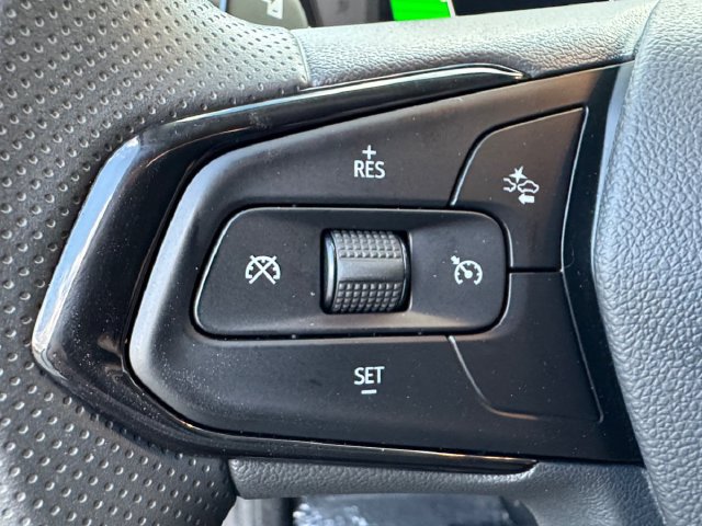 Certified 2023 Chevrolet Bolt EUV LT FWD image 7