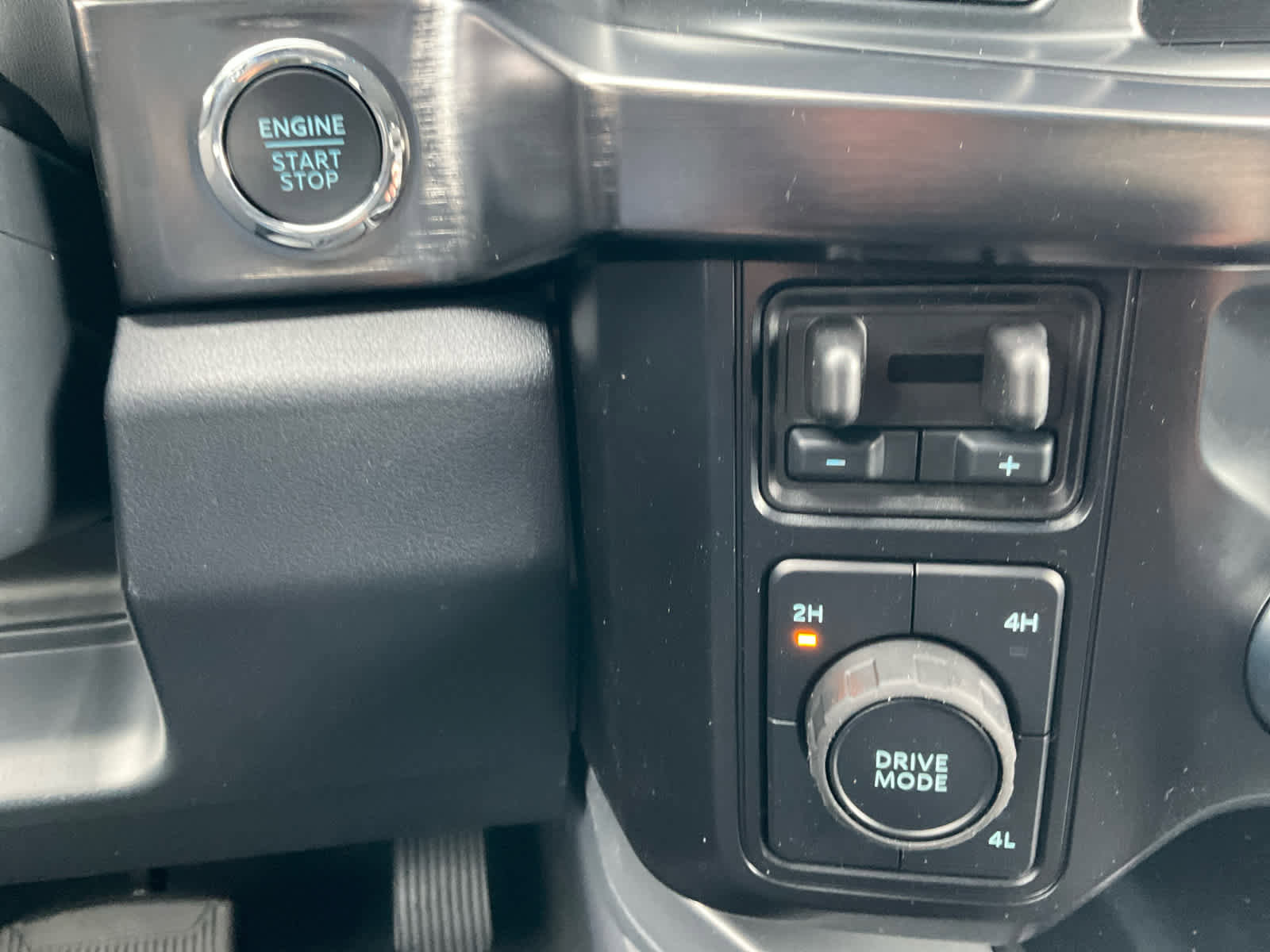 New 2026 Ford F250 Lariat image 26