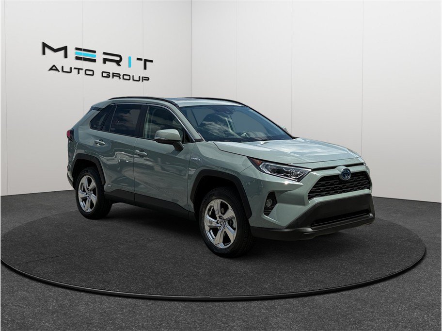 Used 2021 Toyota RAV4 XLE Premium AWD/4WD image 1
