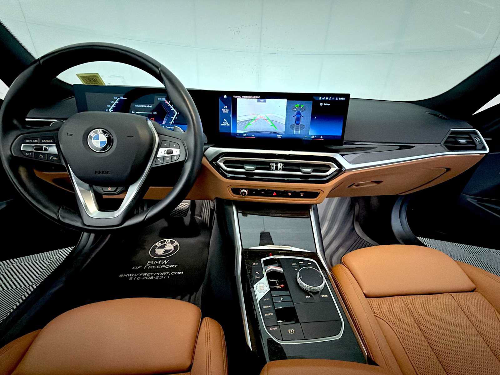 Used 2023 BMW 330i xDrive Sedan w/ Driving Assistance Package AWD/4WD image 15