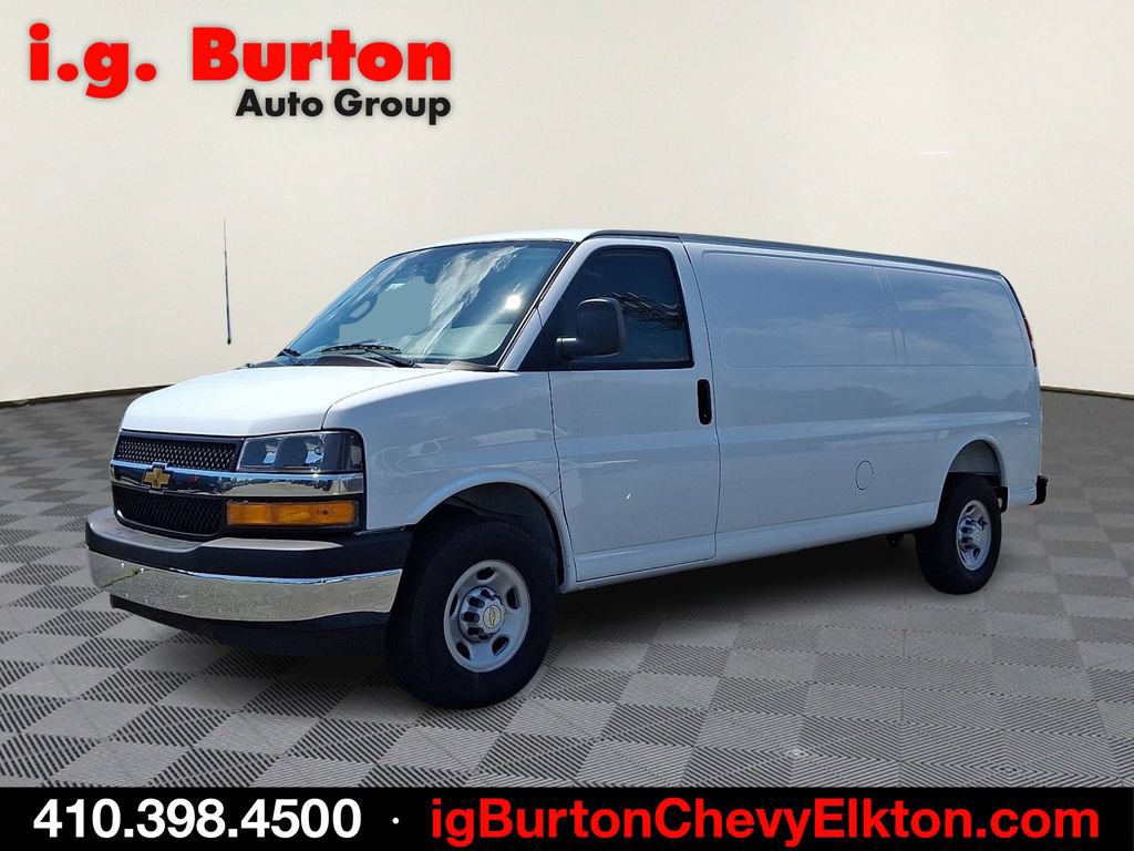 New 2026 Chevrolet Express 2500 Extended w/ Driver Convenience Package RWD image 2