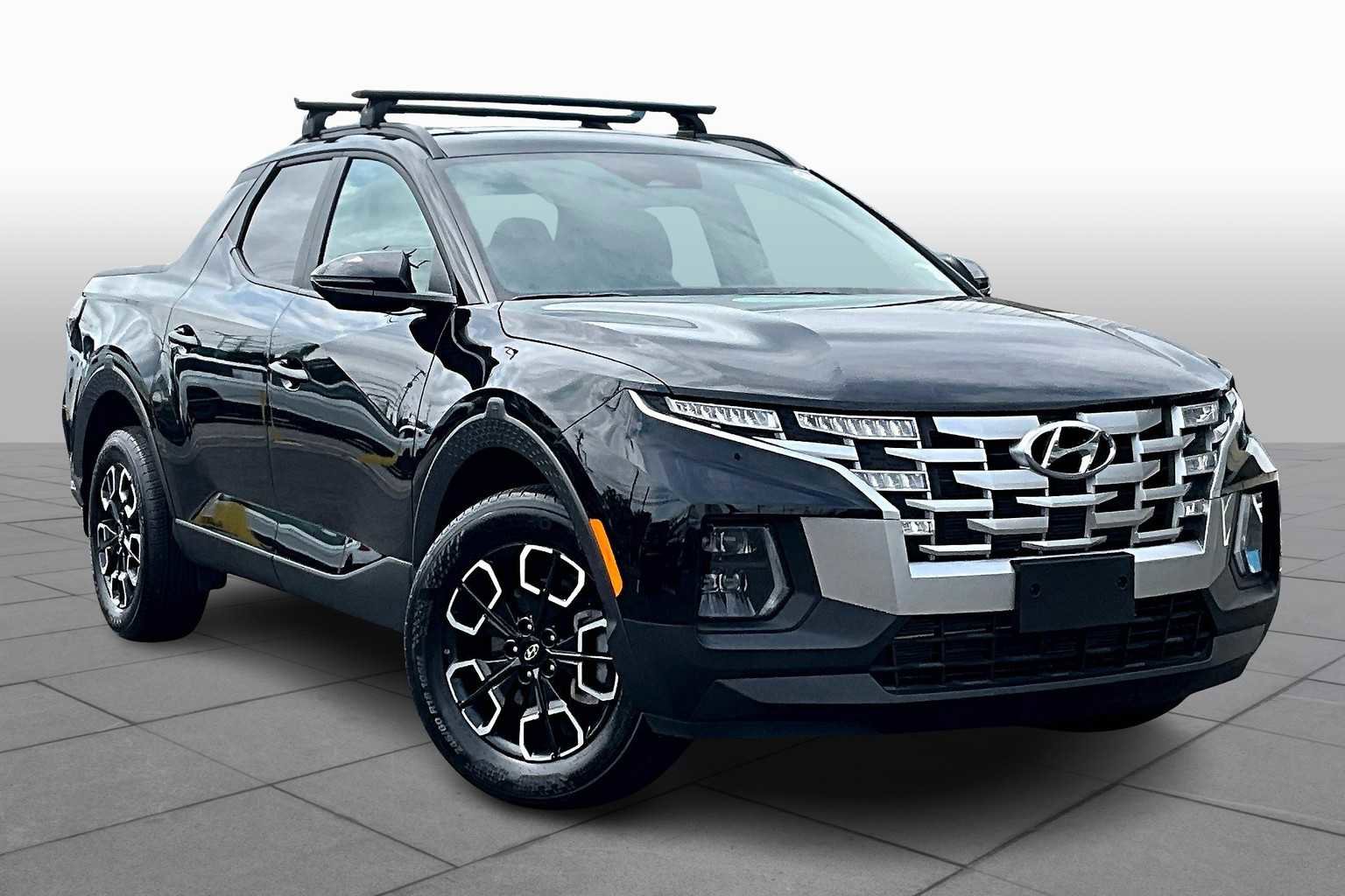 Used 2024 Hyundai Santa Cruz SEL w/ Activity Package image 2