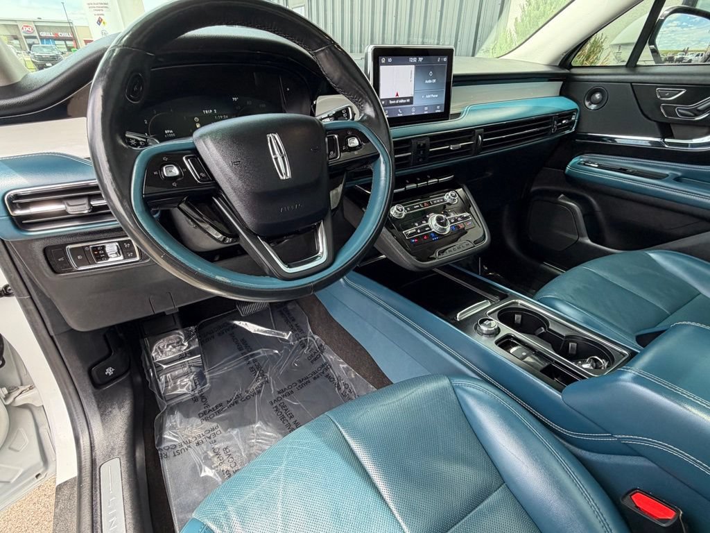 Used 2021 Lincoln Corsair Reserve w/ Equipment Group 201A AWD/4WD image 11