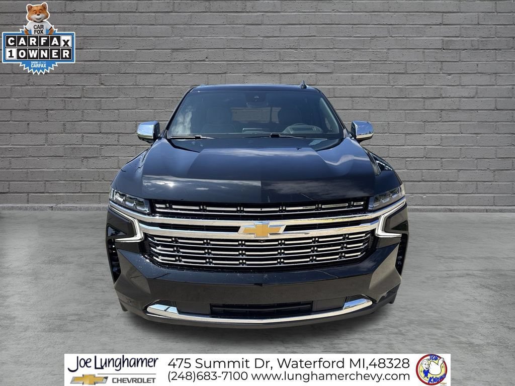Used 2023 Chevrolet Suburban Premier w/ Advanced Technology Package AWD/4WD image 9