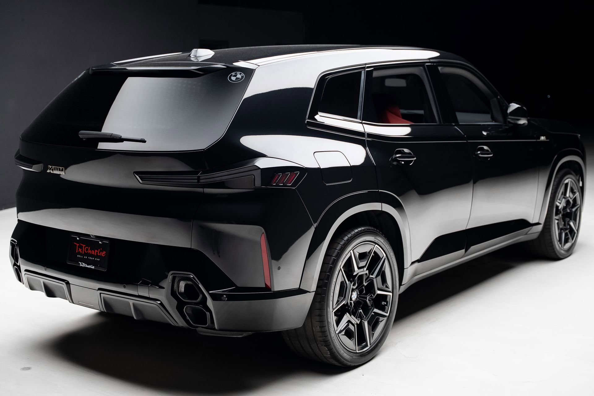 Used 2023 BMW XM w/ M Driver's Package image 36