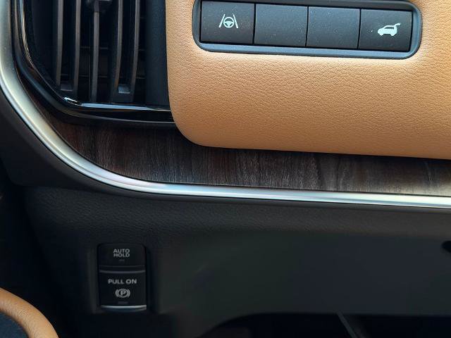 Certified 2025 Nissan Armada SL w/ Captain's Chari Seat Package RWD image 27