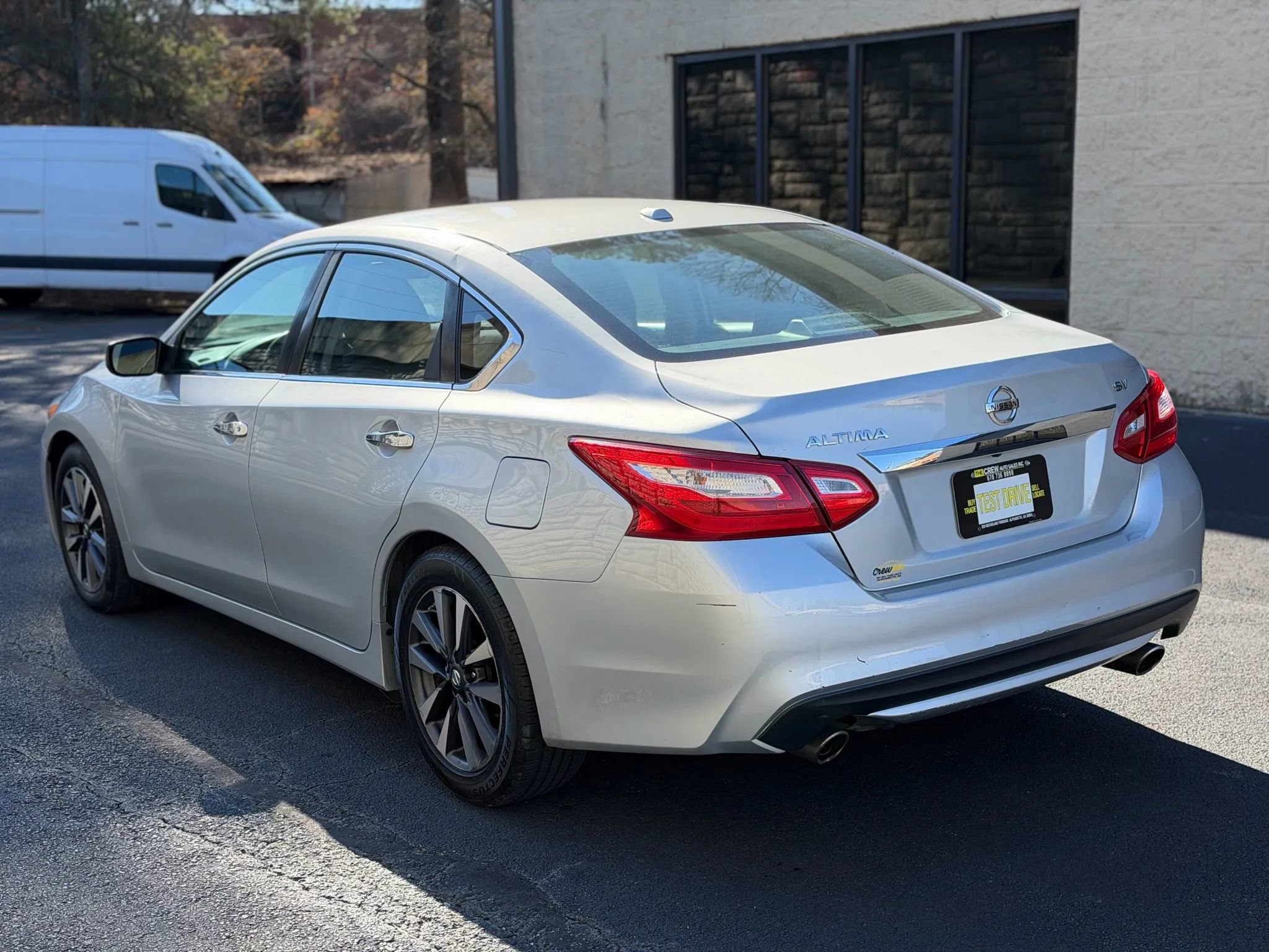 Used 2016 Nissan Altima 2.5 SV FWD image 9