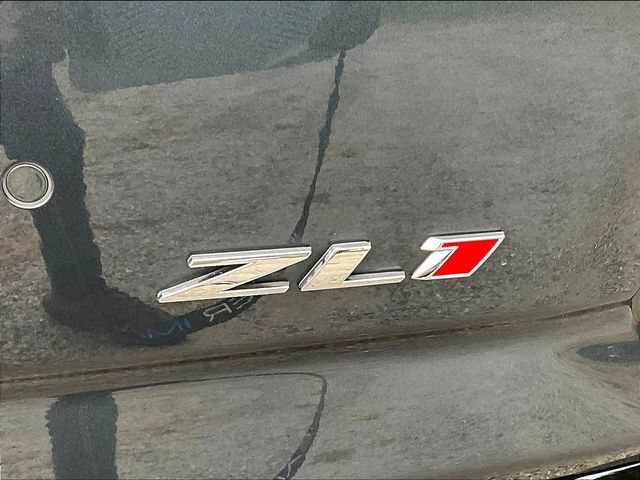 Used 2019 Chevrolet Camaro ZL1 RWD image 25