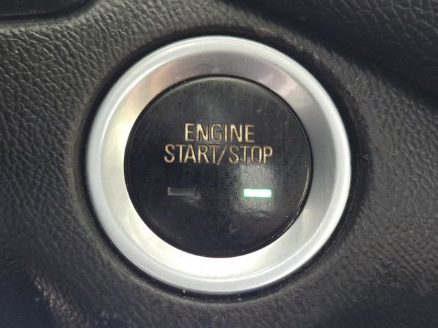 Used 2018 Chevrolet Equinox LT FWD image 22