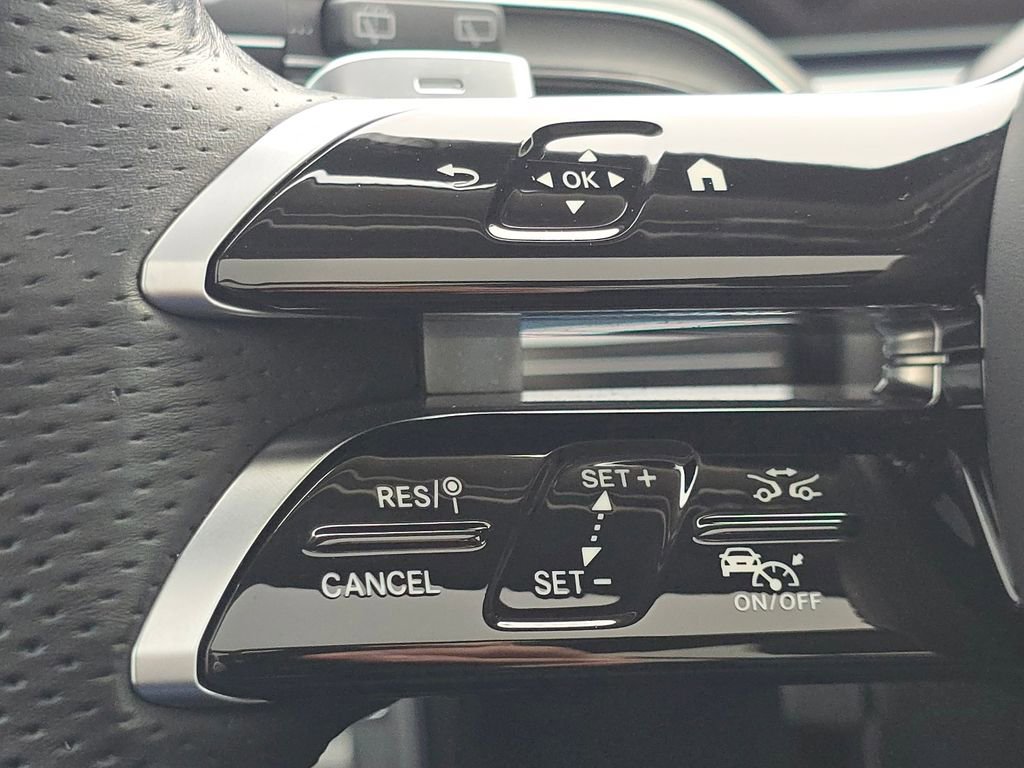 Certified 2024 Mercedes-Benz GLS 580 4MATIC image 37