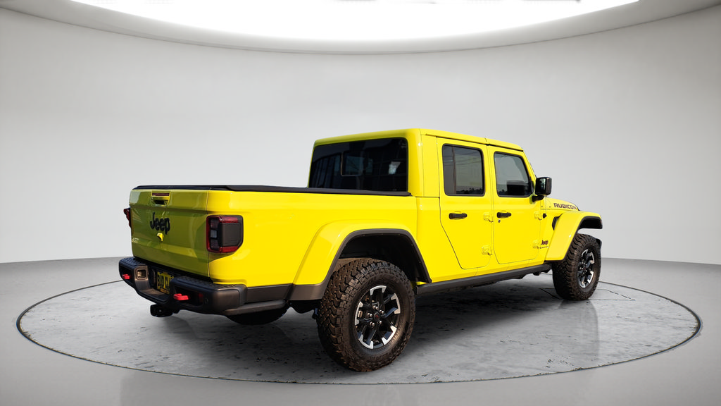 Used 2024 Jeep Gladiator Rubicon AWD/4WD image 5