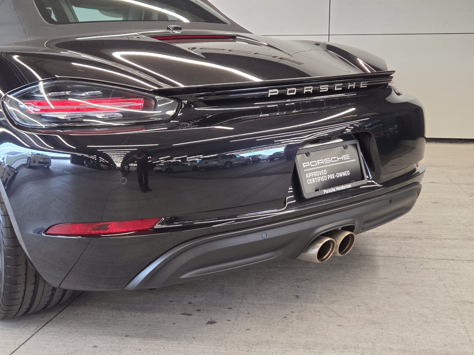 Certified 2025 Porsche 718 Boxster S RWD image 8