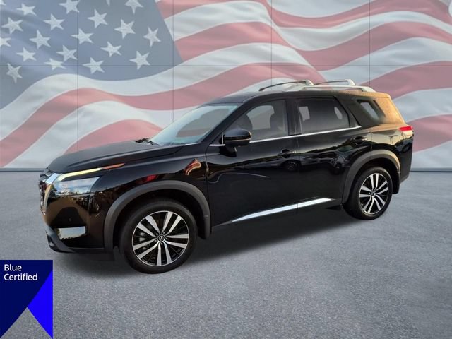 Used 2025 Nissan Pathfinder Platinum w/ Cargo Package FWD image 7