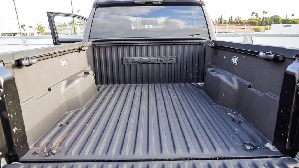 Used 2024 Toyota Tacoma TRD Off-Road AWD/4WD image 29