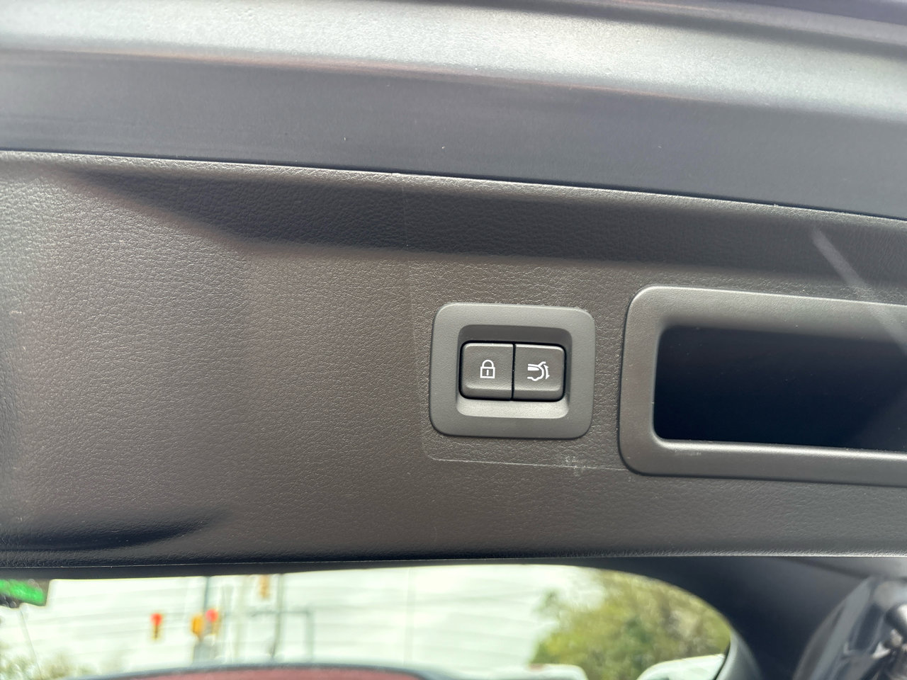 Used 2023 MAZDA CX-50 2.5 S w/ Preferred Plus Pkg image 28