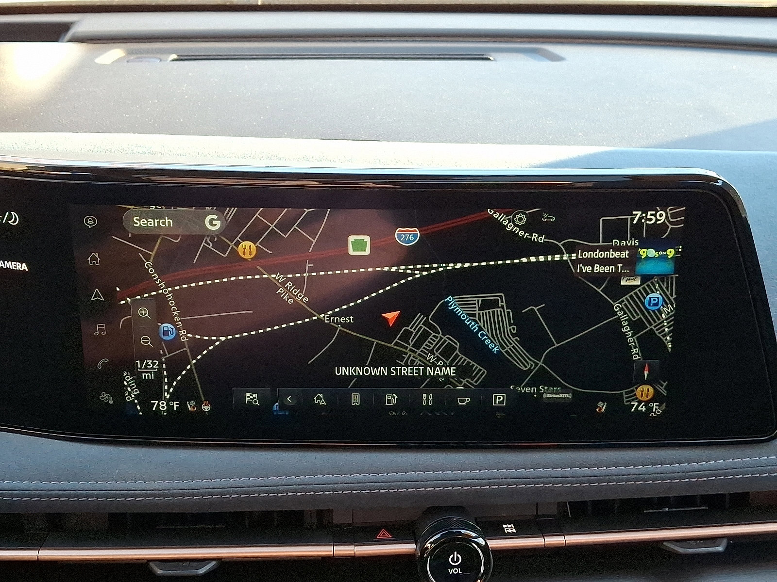 Certified 2024 Nissan Ariya AWD image 17