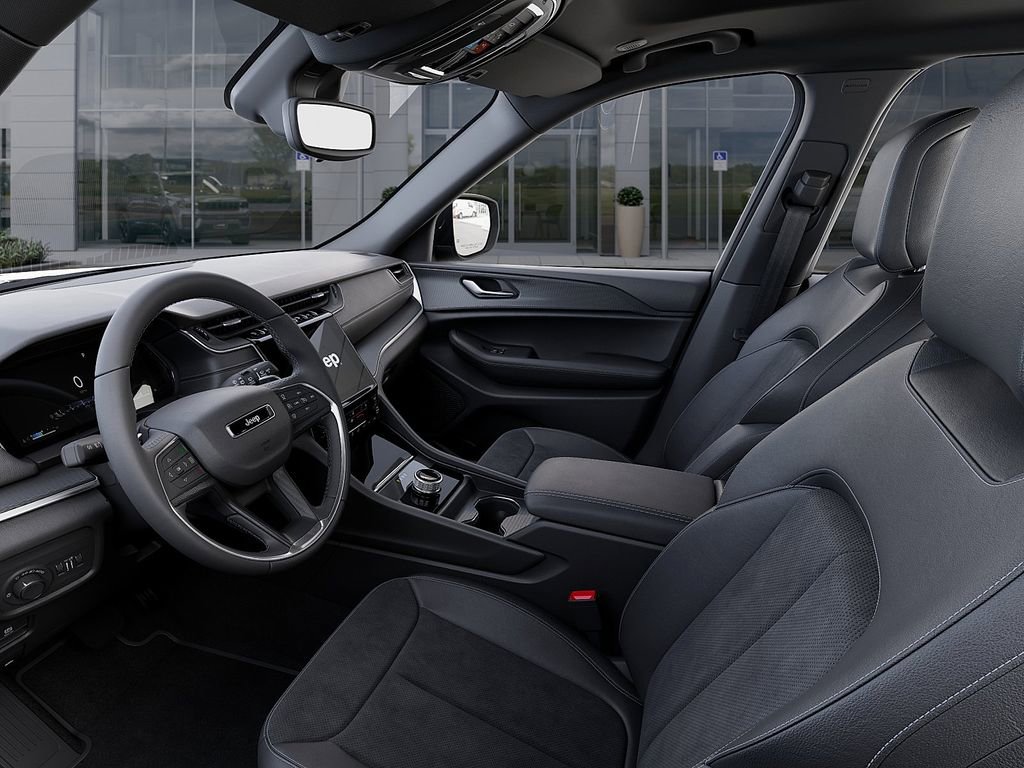 New 2025 Jeep Grand Cherokee L Altitude image 22