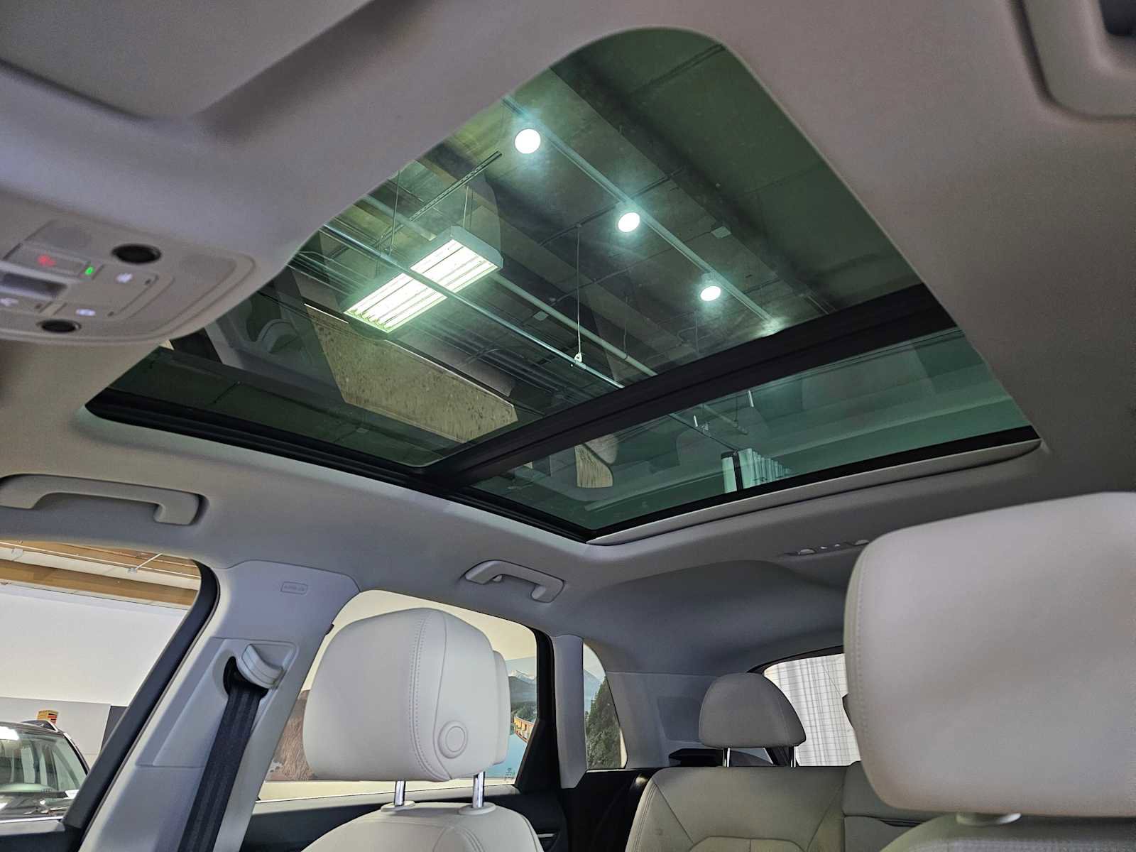 Certified 2025 Audi Q3 2.0T Premium w/ Convenience Package image 24