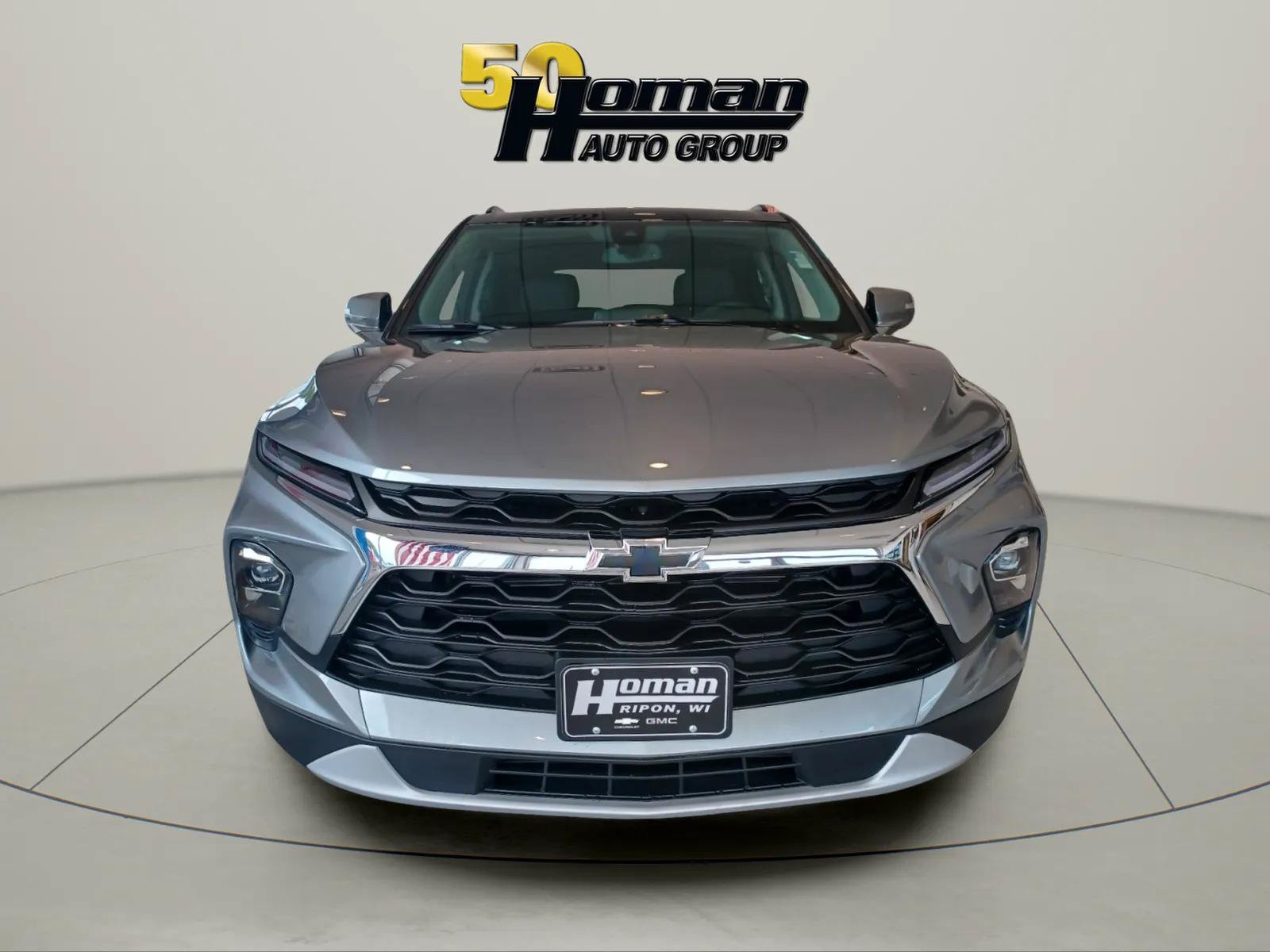 New 2026 Chevrolet Blazer LT w/ LPO, Black Sport Package AWD/4WD image 5
