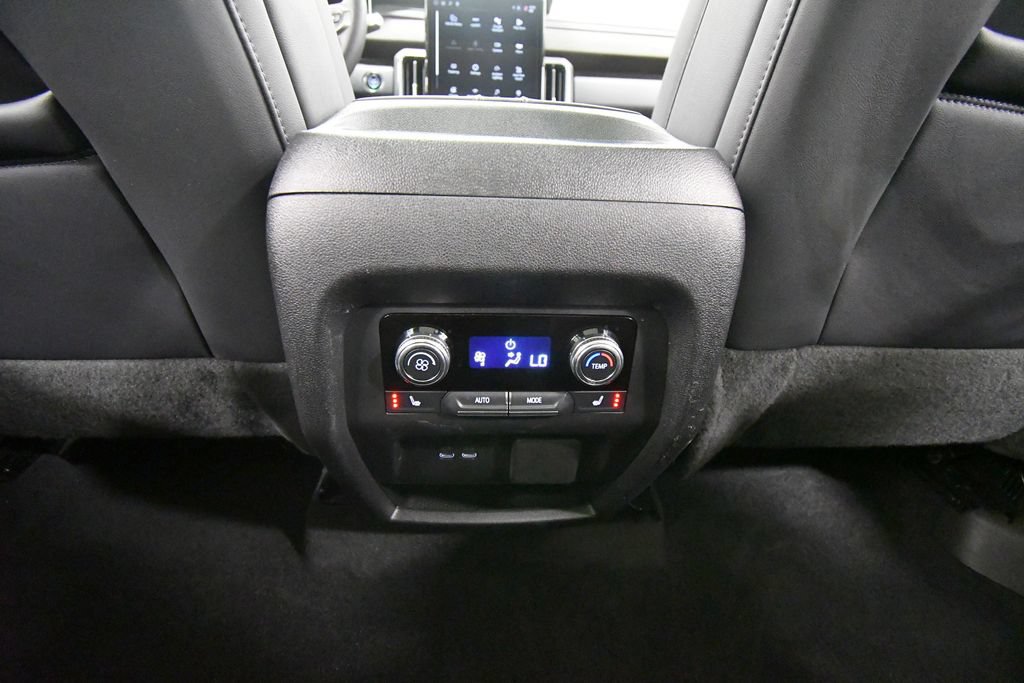 Used 2024 GMC Acadia Denali w/ Super Cruise Package AWD/4WD image 17