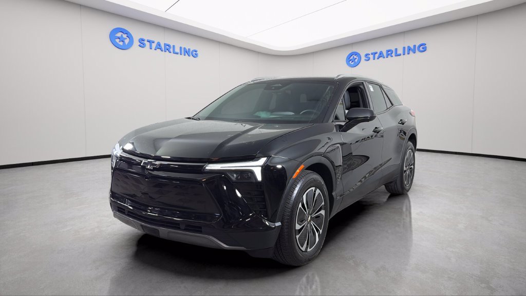 Used 2024 Chevrolet Blazer EV LT AWD/4WD image 17