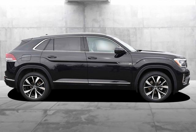 New 2026 Volkswagen Atlas Cross Sport SEL Premium R-Line image 5