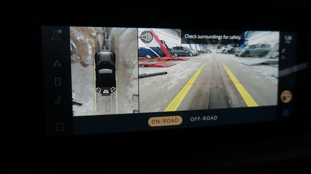 Used 2023 Land Rover Defender 90 S image 16