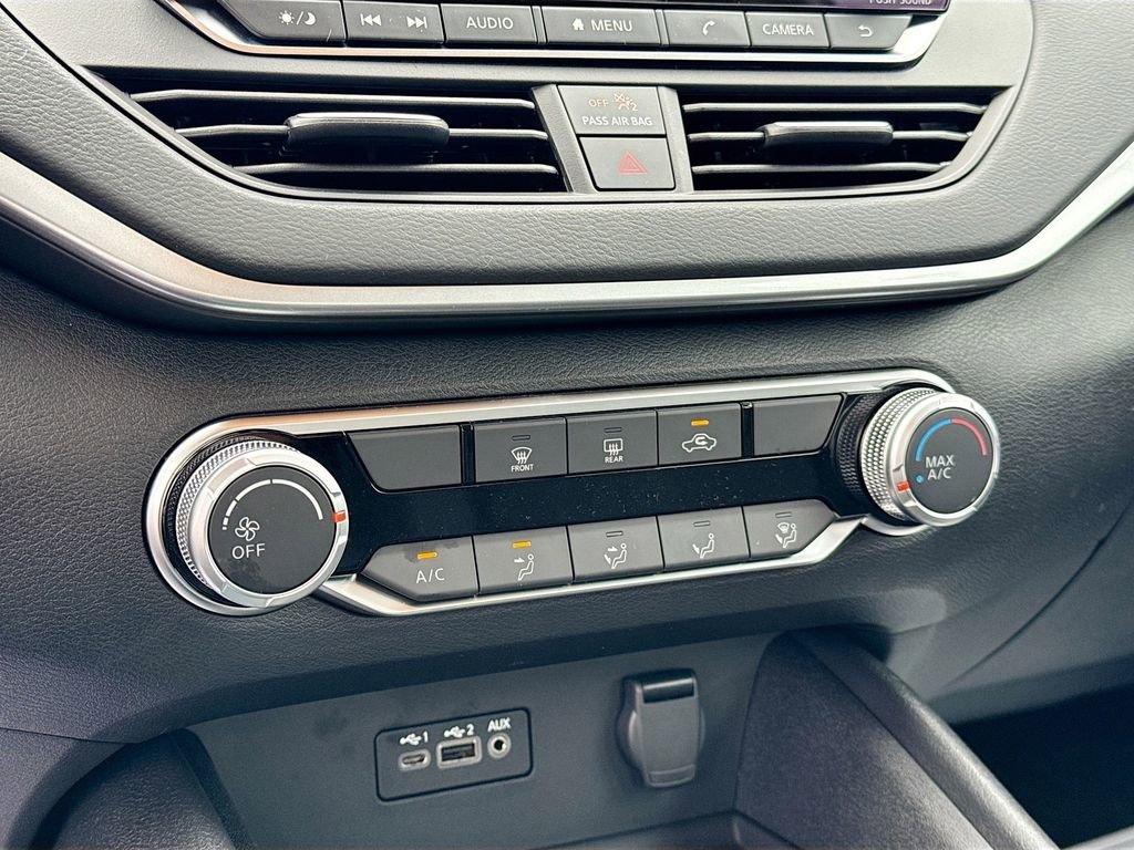 Used 2025 Nissan Altima 2.5 S image 14