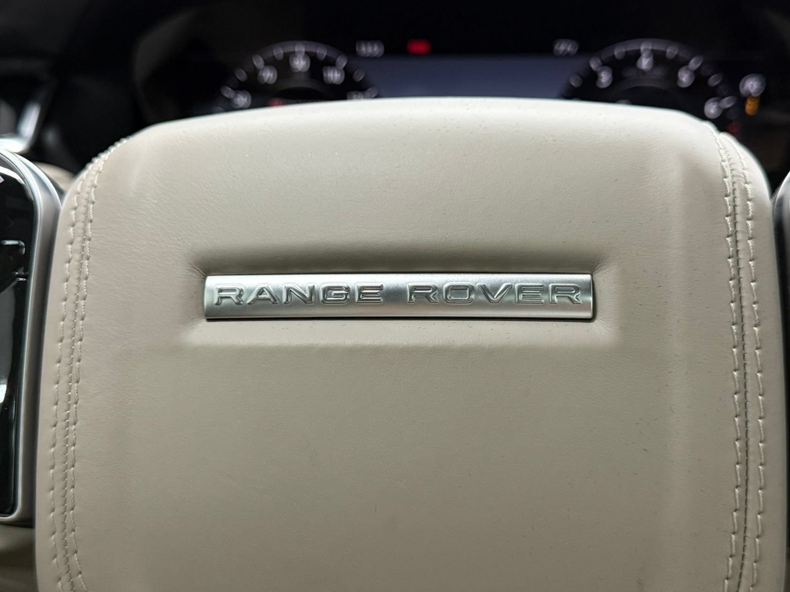 Used 2019 Land Rover Range Rover Velar R-Dynamic HSE AWD/4WD image 17