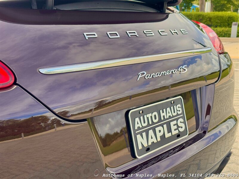 Used 2012 Porsche Panamera 4S image 16