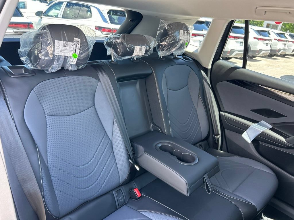 New 2026 Volkswagen Tiguan SE FWD image 49
