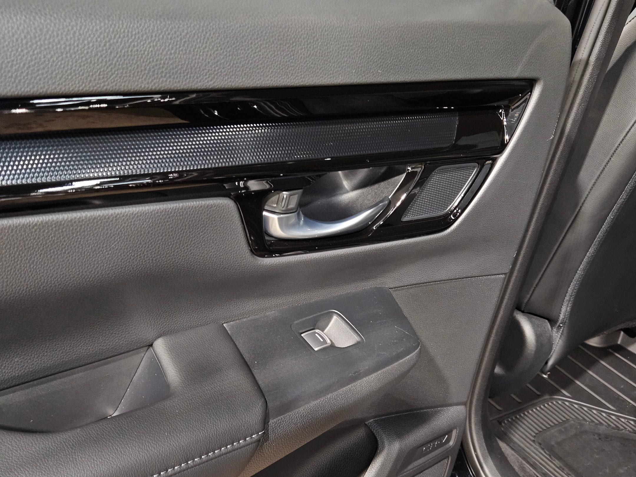 Used 2023 Honda CR-V EX-L image 35