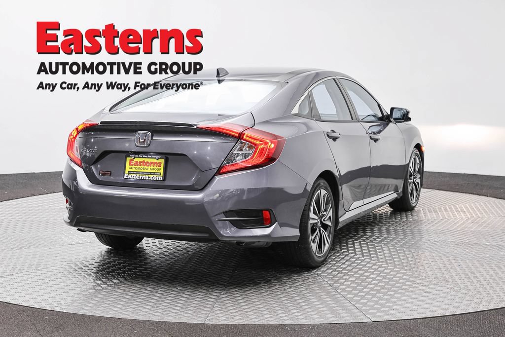 Used 2017 Honda Civic EX-T image 5