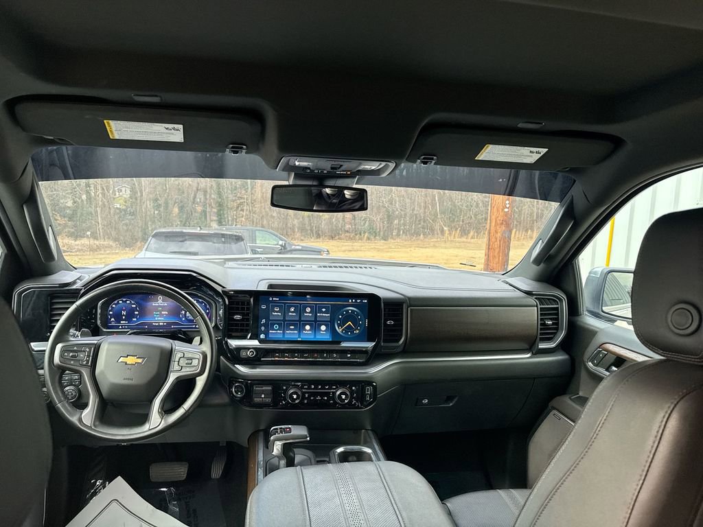 Used 2023 Chevrolet Silverado 1500 High Country w/ Z71 Off-Road Package image 29