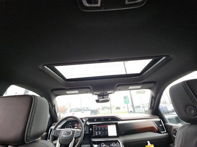 New 2026 GMC Sierra 3500 Denali w/ Denali Reserve Package image 19