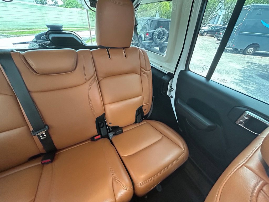 Used 2026 Jeep Wrangler Unlimited Sport AWD/4WD image 14