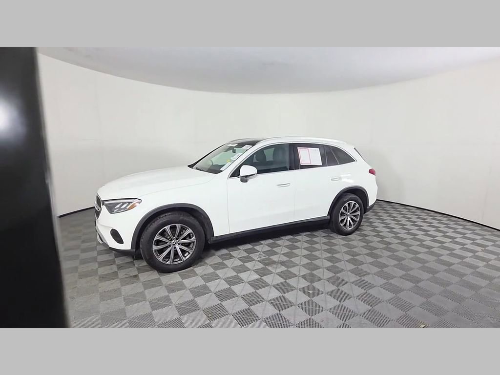 Used 2024 Mercedes-Benz GLC 300 image 50