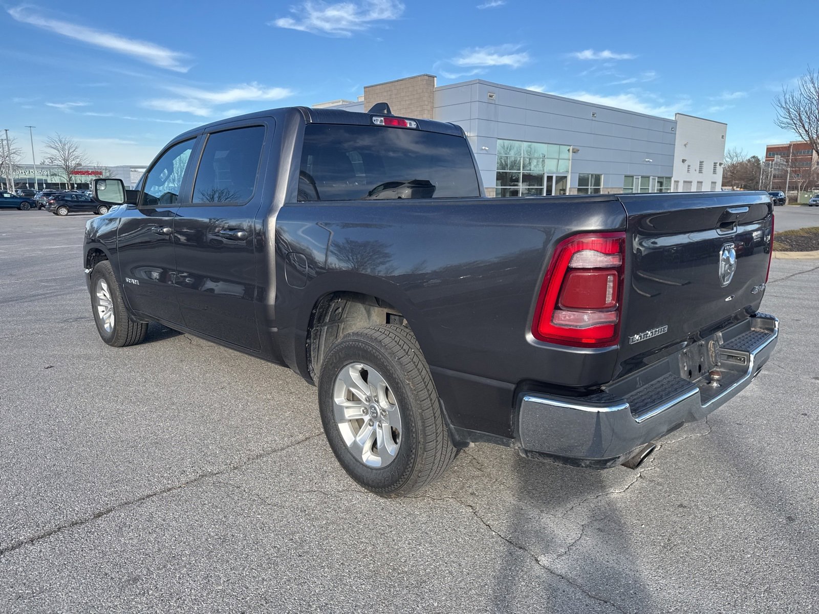 Used 2024 RAM 1500 Laramie image 11