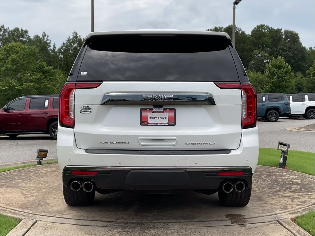 Used 2023 GMC Yukon Denali Ultimate AWD/4WD image 6